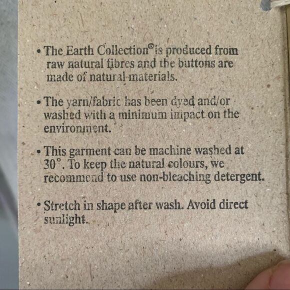 The Earth Collection 2 piece suit skirt - Picture 4 of 13